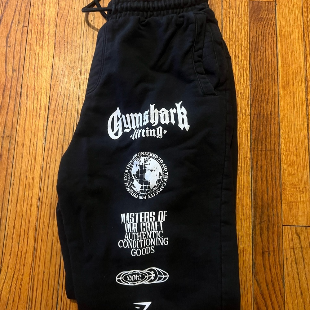 Gymshark Black Joggers size Large w logo